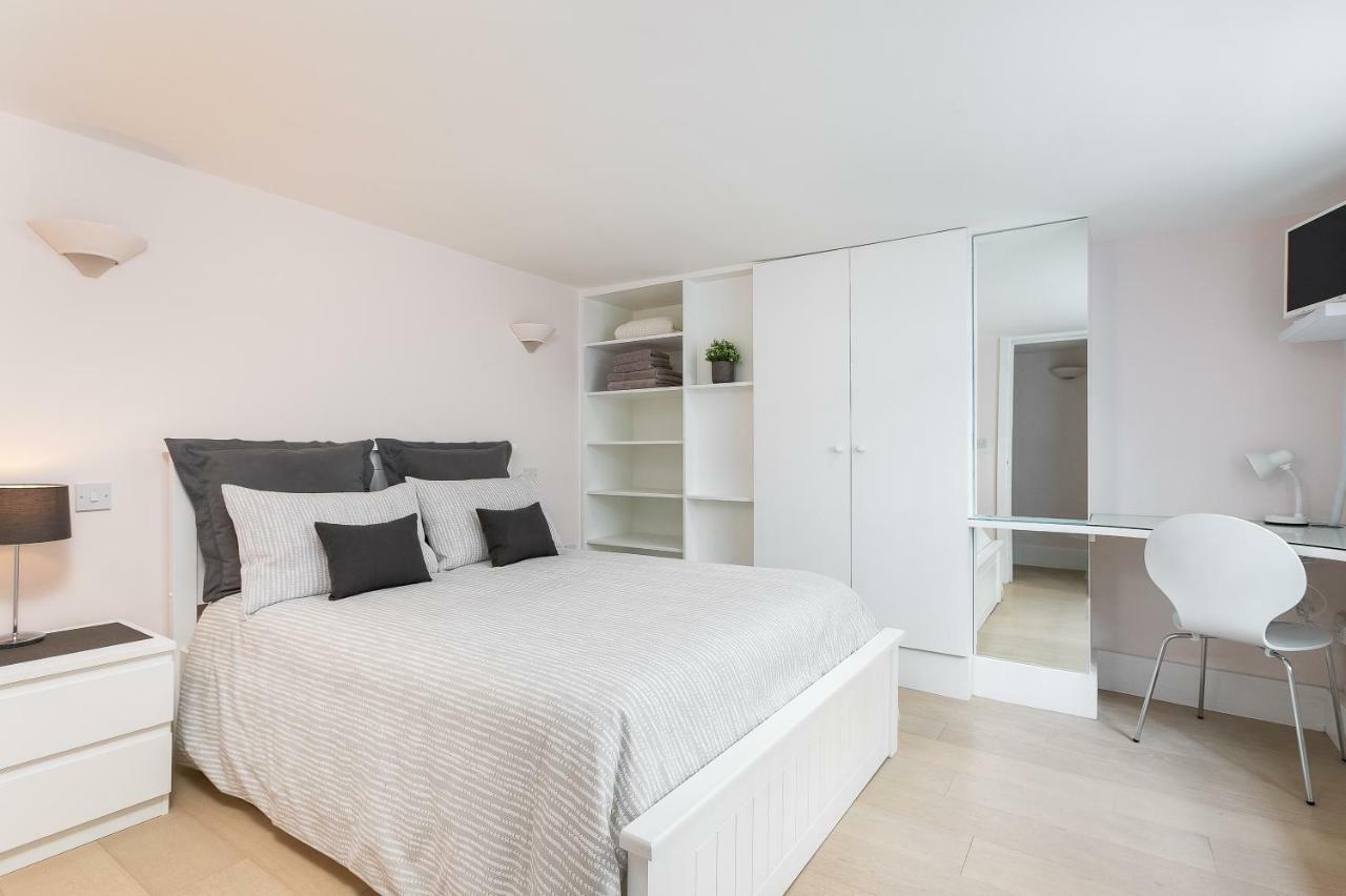Apartment With Private Patio, And Park Across The Road (Adults Only) London Luaran gambar